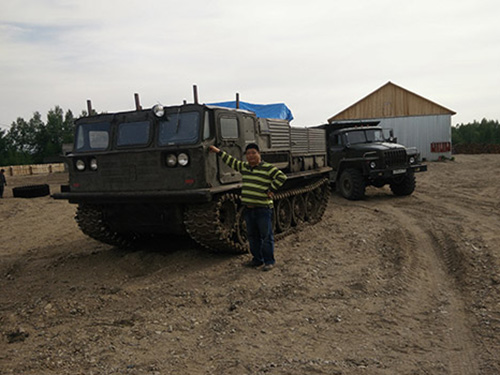 俄羅斯礦區的車